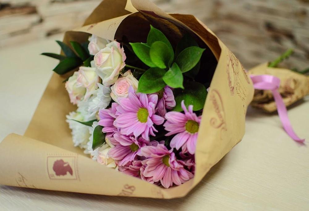 Букет цветов из: Розы и Хризантемы в Клявлино