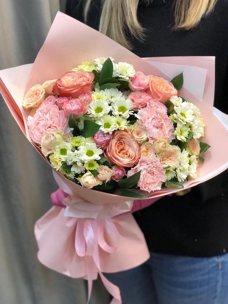 Букет цветов из: Гвоздики, Розы и Хризантемы в Клявлино