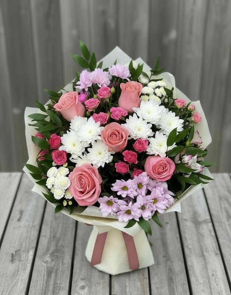 Букет цветов из: Альстромерии, Гвоздики, Розы и Хризантемы в Клявлино