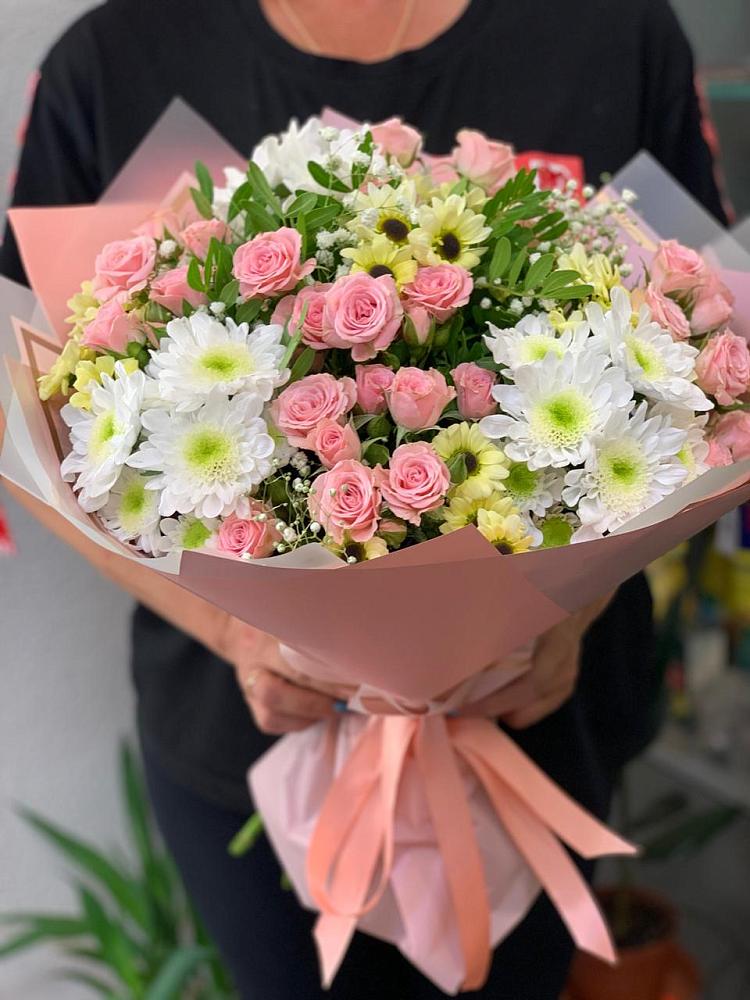 Букет цветов из: Розы и Хризантемы в Клявлино