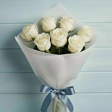 Букет 7 Белых роз Эдлесс Лав в Клявлино