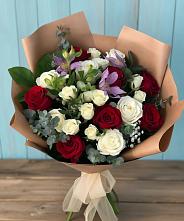 Букет цветов из:  Розы и Альстромерии в Клявлино