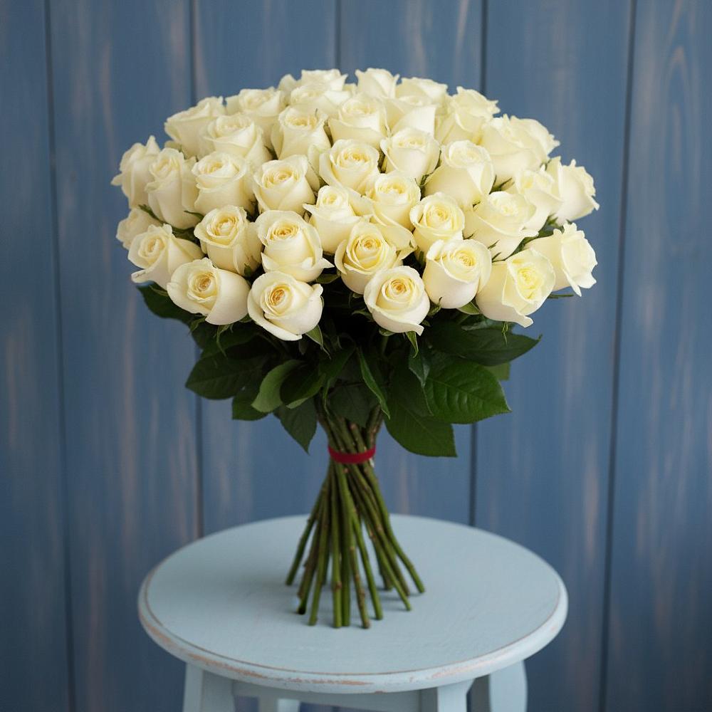 Букет 51 Белая роза Эдлесс Лав в Клявлино