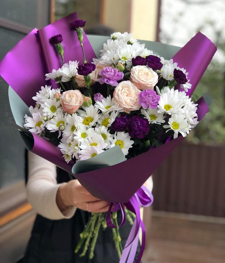 Букет цветов из: Хризантемы, Гвоздики и Розы в Клявлино