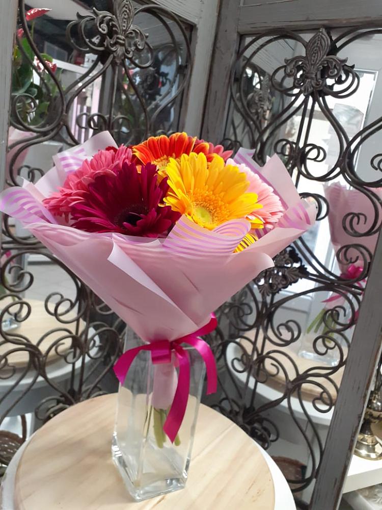 Букет цветов из: Герберы в Клявлино