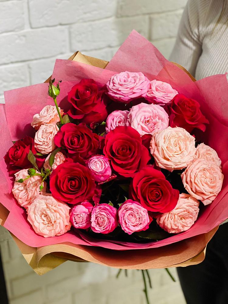 Букет цветов из: Розы в Клявлино